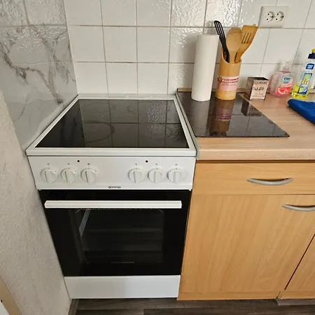 Apartment Mit Super Anbindung Fuer 1-2 Personen
