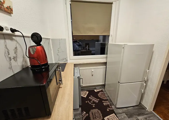 Mit Super Anbindung Fuer 1-2 Personen